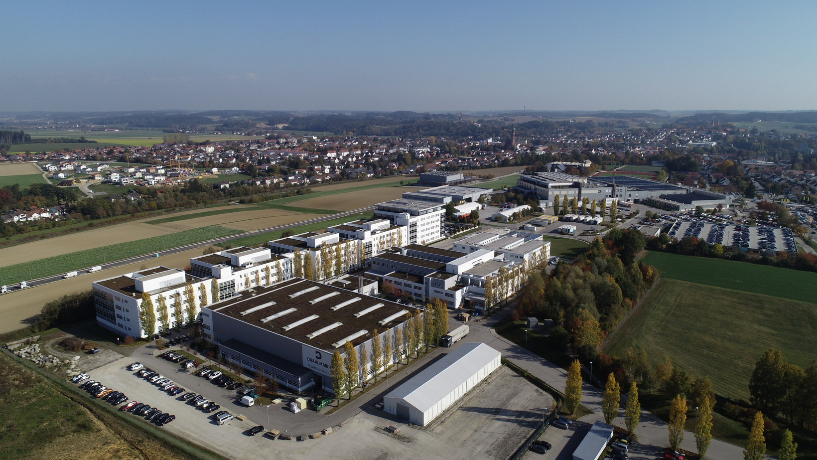 Das Headquarter in Vilsbiburg Internationales Arbeitsumfeld im Herzen
