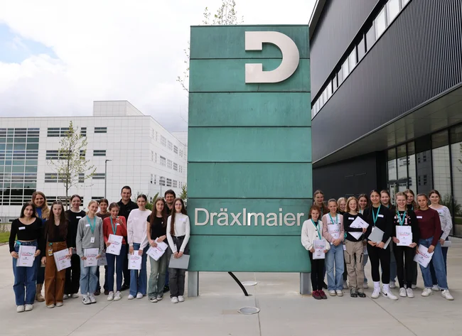 This year, a total of 20 students were guests at the DRÄXLMAIER Group on Girls' Day.