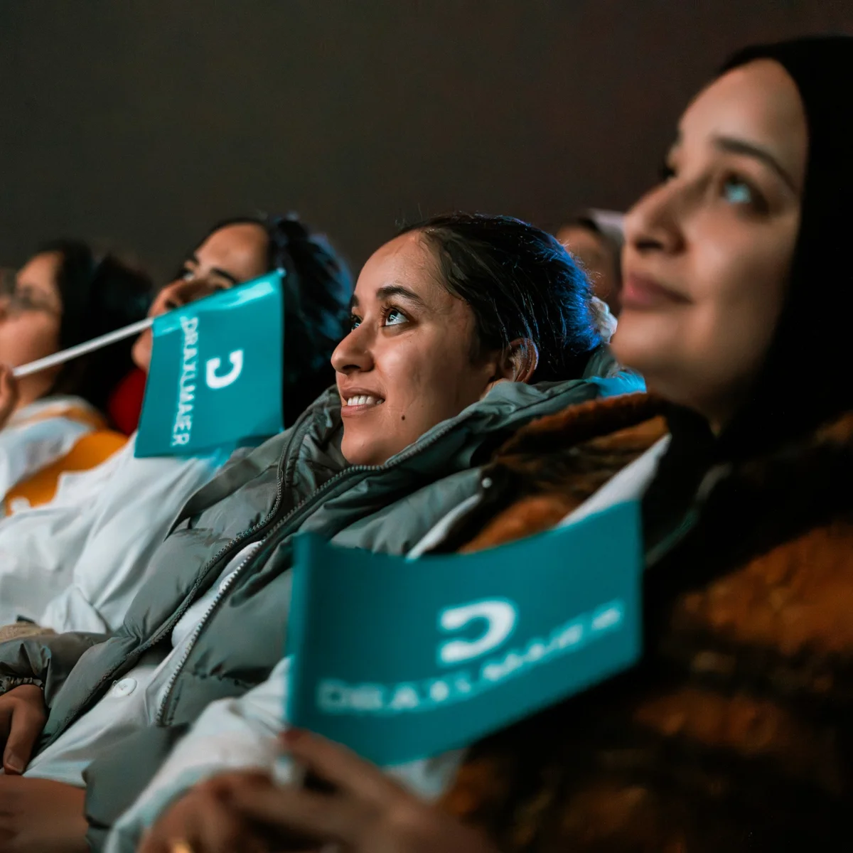 DRÄXLMAIER Mitarbeiter im Kino