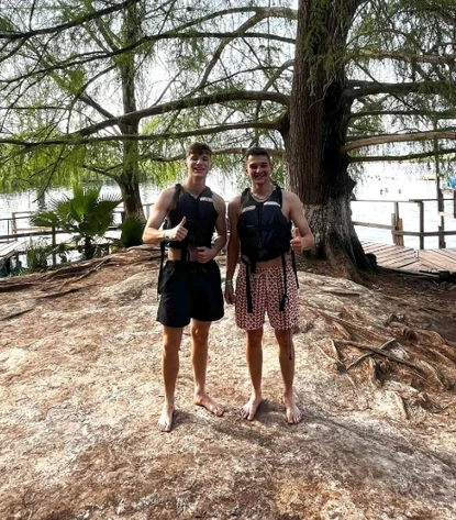 Azubis Jakob und Bastian in Mexiko