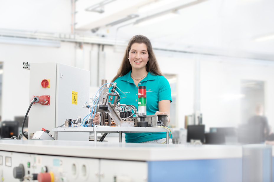 a trainee in the field of electronics