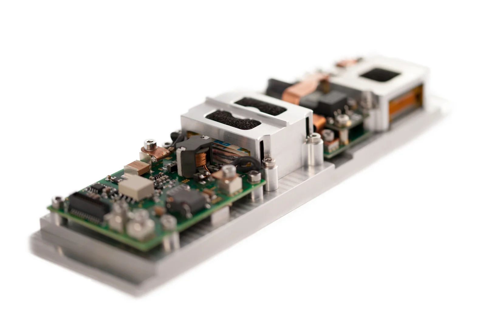 A DCDC converter showing the conversion of direct current, embedded in a technical environment.